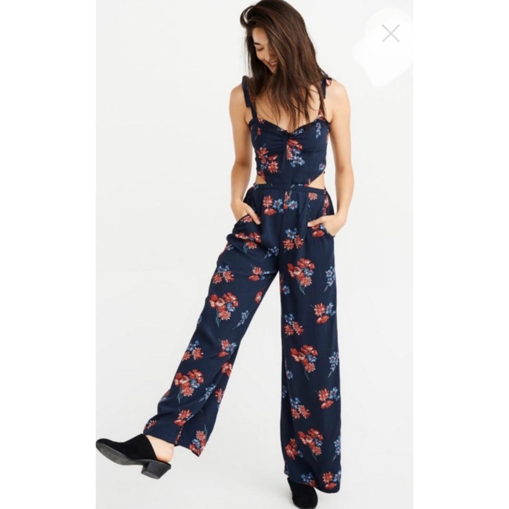 ABERCROMBIE JUMPSUIT